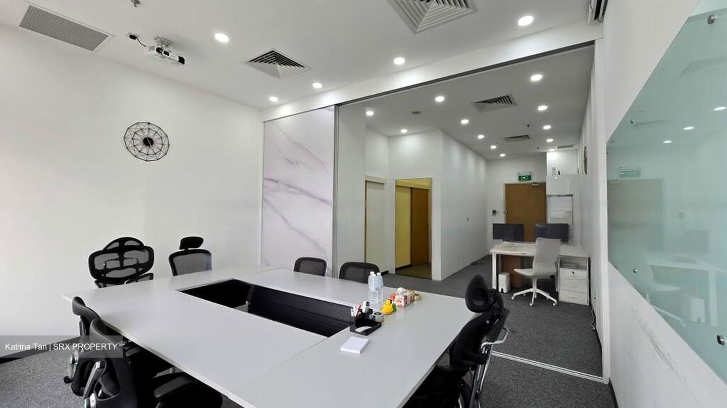 Clarke Quay MRT (D1), Office #451247791